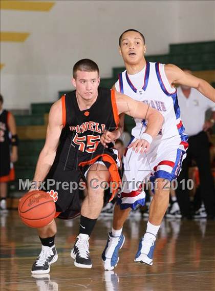 Thumbnail 1 in Cleveland vs Powell  (Pilot Food-Mart Classic) photogallery.