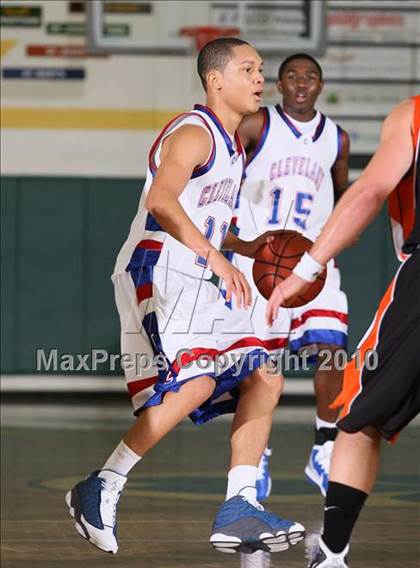Thumbnail 2 in Cleveland vs Powell  (Pilot Food-Mart Classic) photogallery.