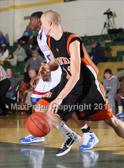 Thumbnail 1 in Cleveland vs Powell  (Pilot Food-Mart Classic) photogallery.