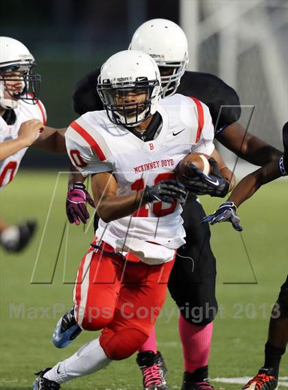 Thumbnail 2 in Boyd Red vs Shepton photogallery.