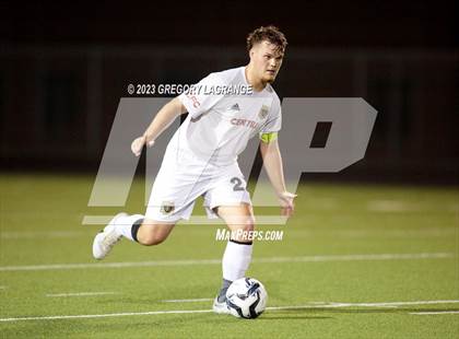 Thumbnail 1 in Keller Central vs Fossil Ridge photogallery.