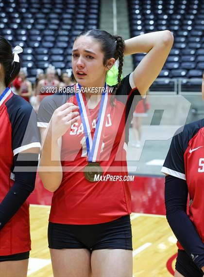 Thumbnail 2 in Randall vs. Salado (UIL 4A Volleyball Semifinal Medal Ceremony) photogallery.