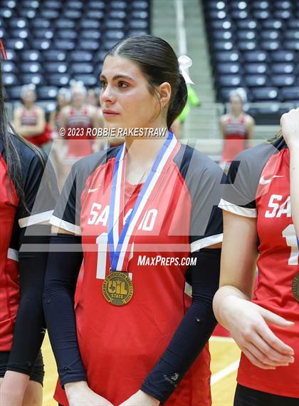 Thumbnail 1 in Randall vs. Salado (UIL 4A Volleyball Semifinal Medal Ceremony) photogallery.