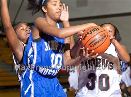 Thumbnail 2 in Jay @ Dobie (McDonald's Texas Invitational) photogallery.