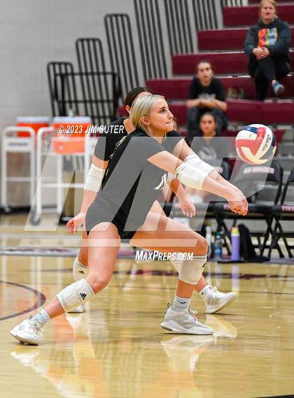 Thumbnail 1 in A&M Consolidated vs College Station photogallery.
