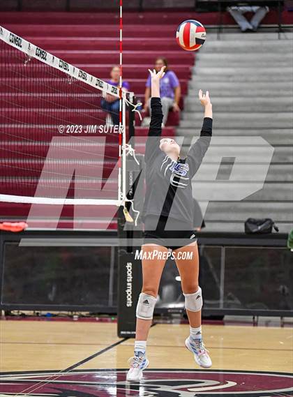 Thumbnail 3 in A&M Consolidated vs College Station photogallery.