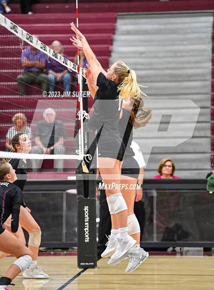 Thumbnail 2 in A&M Consolidated vs College Station photogallery.