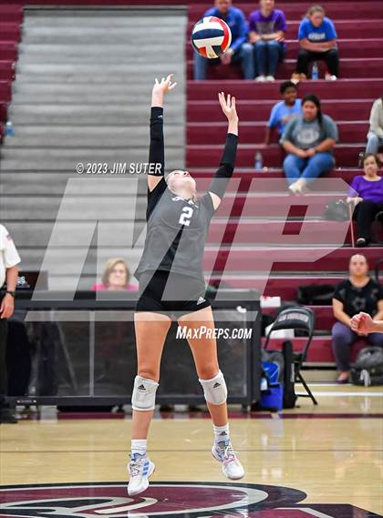 Thumbnail 1 in A&M Consolidated vs College Station photogallery.