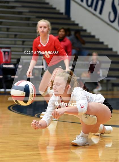 Thumbnail 3 in Carthage @ Sachse photogallery.