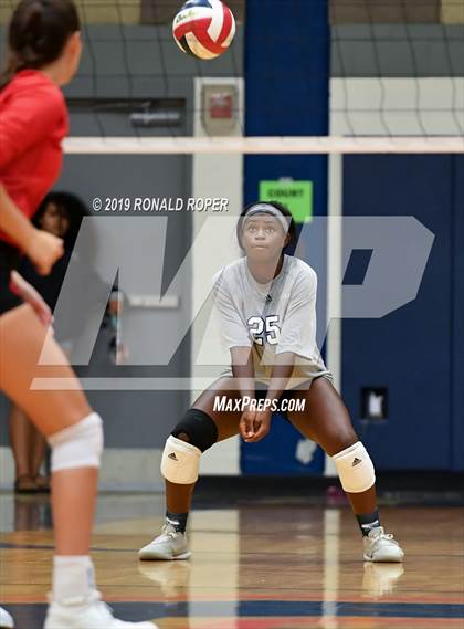 Thumbnail 3 in Carthage @ Sachse photogallery.