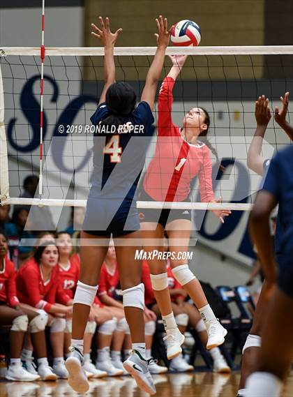 Thumbnail 2 in Carthage @ Sachse photogallery.
