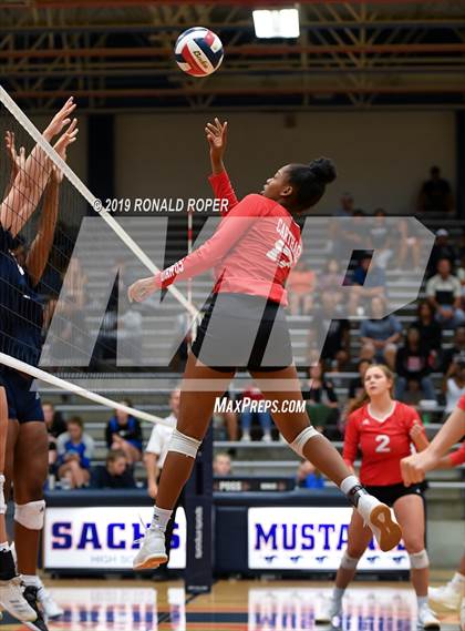 Thumbnail 1 in Carthage @ Sachse photogallery.