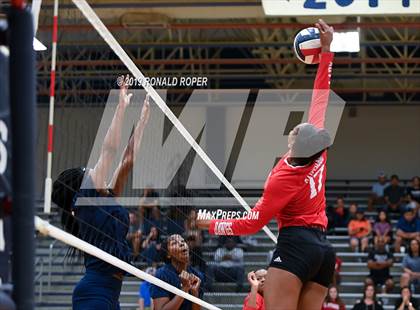 Thumbnail 1 in Carthage @ Sachse photogallery.