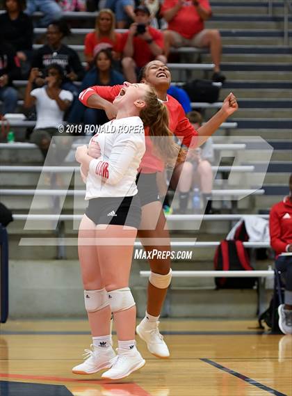 Thumbnail 3 in Carthage @ Sachse photogallery.