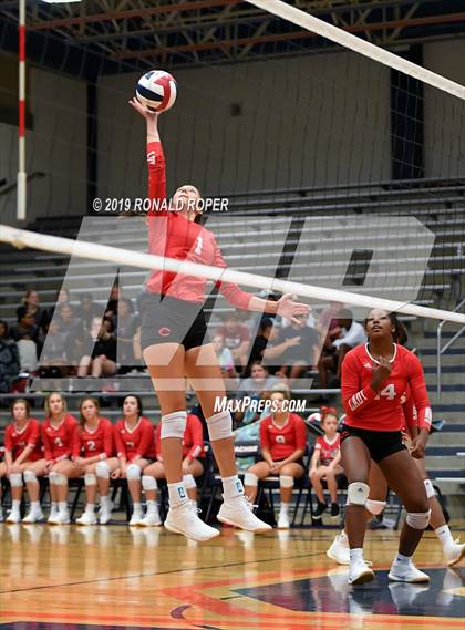 Thumbnail 3 in Carthage @ Sachse photogallery.