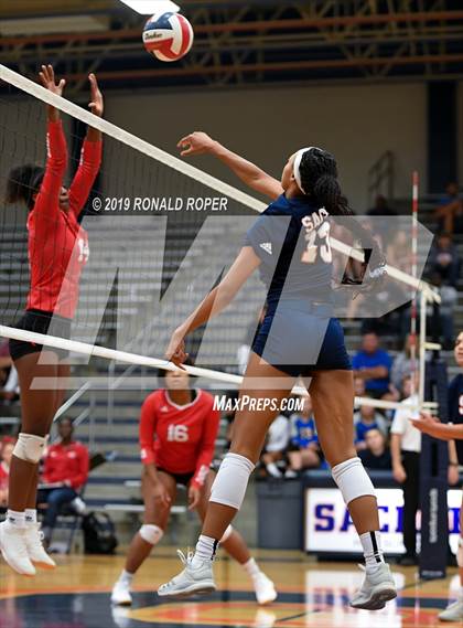 Thumbnail 2 in Carthage @ Sachse photogallery.