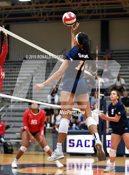 Thumbnail 1 in Carthage @ Sachse photogallery.