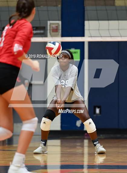 Thumbnail 1 in Carthage @ Sachse photogallery.