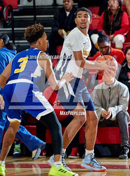 Thumbnail 2 in Grant vs. Inderkum (Cordova Christmas Classic) photogallery.