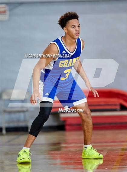 Thumbnail 3 in Grant vs. Inderkum (Cordova Christmas Classic) photogallery.