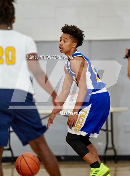 Thumbnail 2 in Grant vs. Inderkum (Cordova Christmas Classic) photogallery.