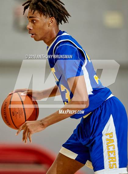 Thumbnail 3 in Grant vs. Inderkum (Cordova Christmas Classic) photogallery.
