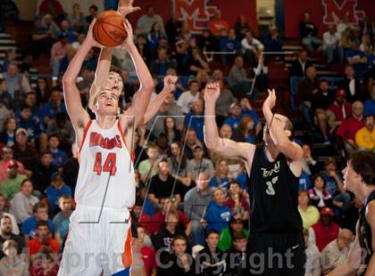Thumbnail 1 in Marshall County vs Wilson Central (Marshall County Hoopfest) photogallery.