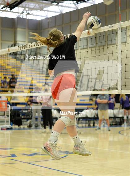 Thumbnail 2 in Redwood @ Carlsbad (CIF State D2 Final) photogallery.