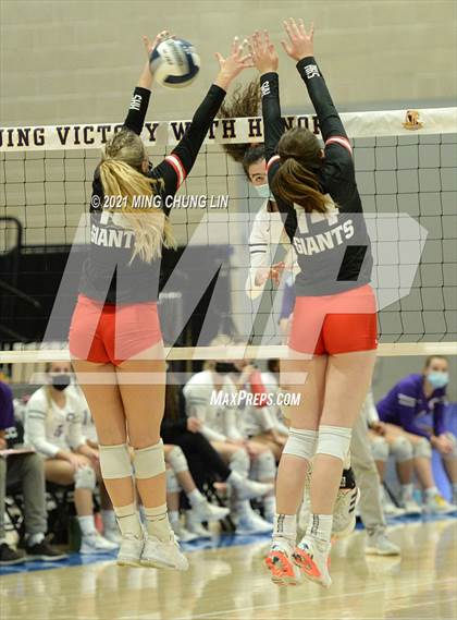 Thumbnail 2 in Redwood @ Carlsbad (CIF State D2 Final) photogallery.