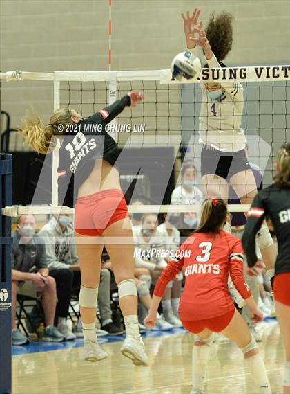 Thumbnail 3 in Redwood @ Carlsbad (CIF State D2 Final) photogallery.
