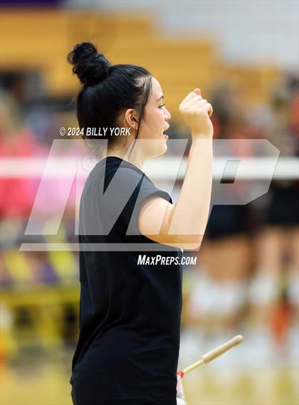 Thumbnail 3 in Grand Saline vs Edgewood photogallery.