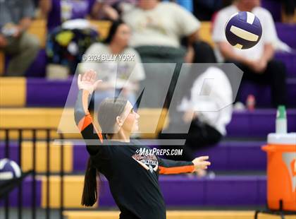 Thumbnail 3 in Grand Saline vs Edgewood photogallery.
