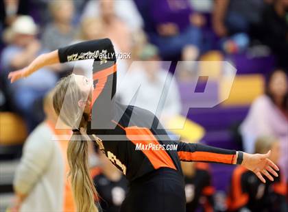 Thumbnail 3 in Grand Saline vs Edgewood photogallery.