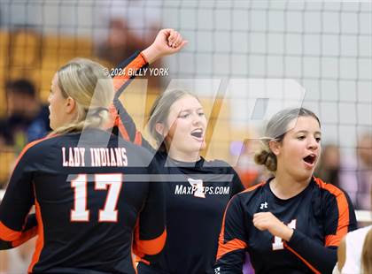 Thumbnail 2 in Grand Saline vs Edgewood photogallery.