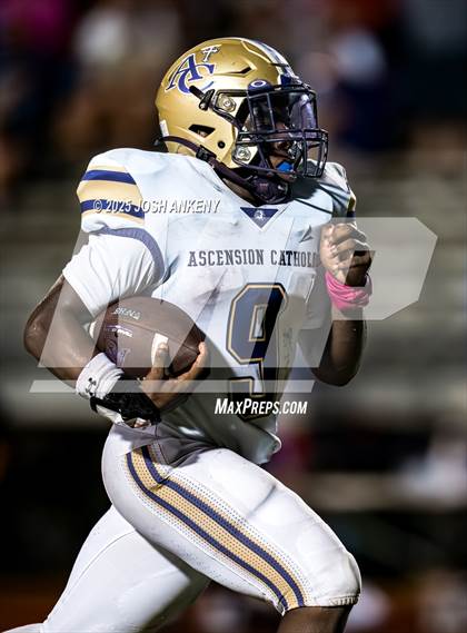 Thumbnail 2 in Ascension Catholic @ St. John photogallery.