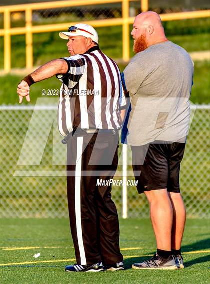 Thumbnail 3 in Shawnee Mission East @ Shawnee Mission Northwest photogallery.