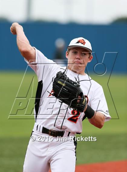 Thumbnail 3 in Birdville vs Aledo (UIL 5A Region 1 Quarterfinals) photogallery.