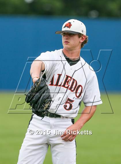 Thumbnail 2 in Birdville vs Aledo (UIL 5A Region 1 Quarterfinals) photogallery.