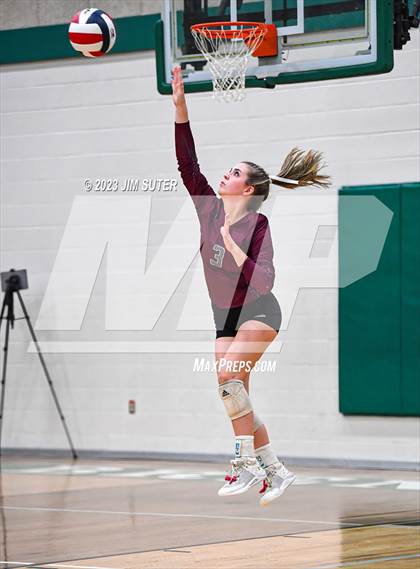 Thumbnail 2 in Johnson City vs Thrall (UIL 2A Region IV Semifinal) photogallery.