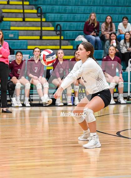 Thumbnail 3 in Johnson City vs Thrall (UIL 2A Region IV Semifinal) photogallery.