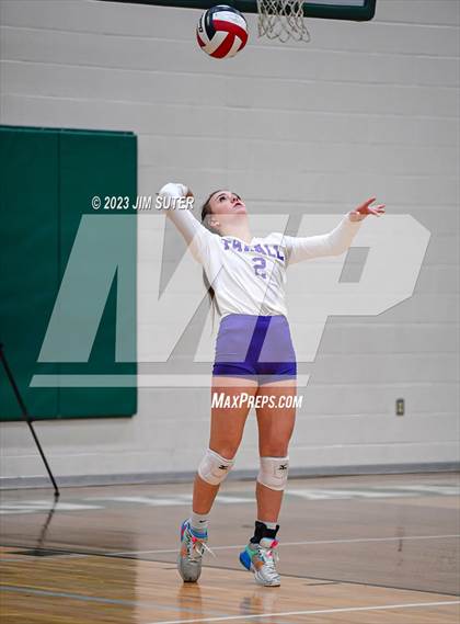 Thumbnail 2 in Johnson City vs Thrall (UIL 2A Region IV Semifinal) photogallery.