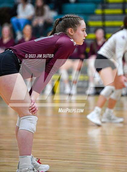 Thumbnail 1 in Johnson City vs Thrall (UIL 2A Region IV Semifinal) photogallery.