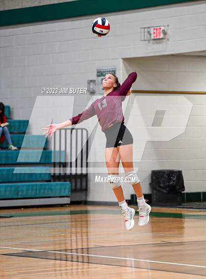 Thumbnail 3 in Johnson City vs Thrall (UIL 2A Region IV Semifinal) photogallery.