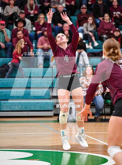 Thumbnail 3 in Johnson City vs Thrall (UIL 2A Region IV Semifinal) photogallery.