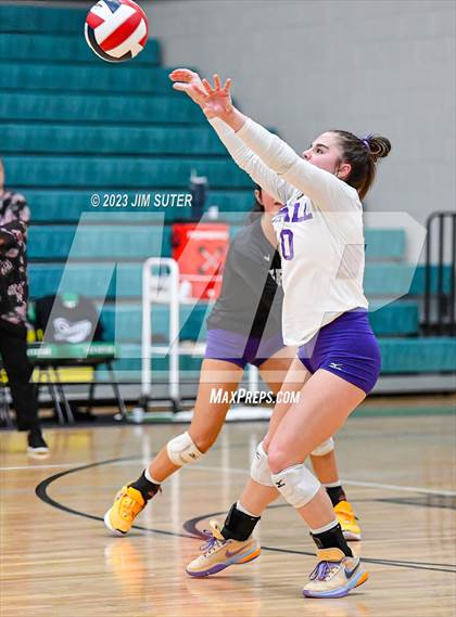 Thumbnail 2 in Johnson City vs Thrall (UIL 2A Region IV Semifinal) photogallery.