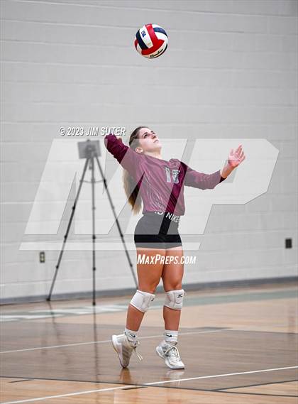 Thumbnail 2 in Johnson City vs Thrall (UIL 2A Region IV Semifinal) photogallery.