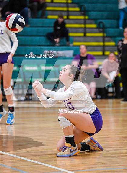 Thumbnail 1 in Johnson City vs Thrall (UIL 2A Region IV Semifinal) photogallery.