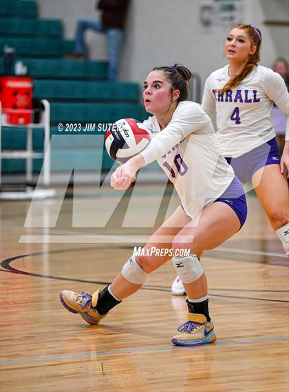 Thumbnail 1 in Johnson City vs Thrall (UIL 2A Region IV Semifinal) photogallery.