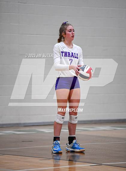 Thumbnail 1 in Johnson City vs Thrall (UIL 2A Region IV Semifinal) photogallery.