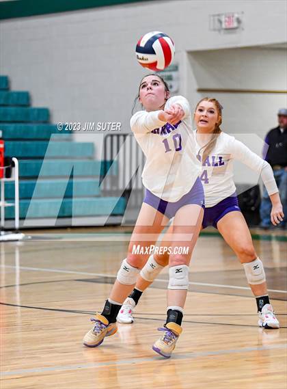 Thumbnail 1 in Johnson City vs Thrall (UIL 2A Region IV Semifinal) photogallery.